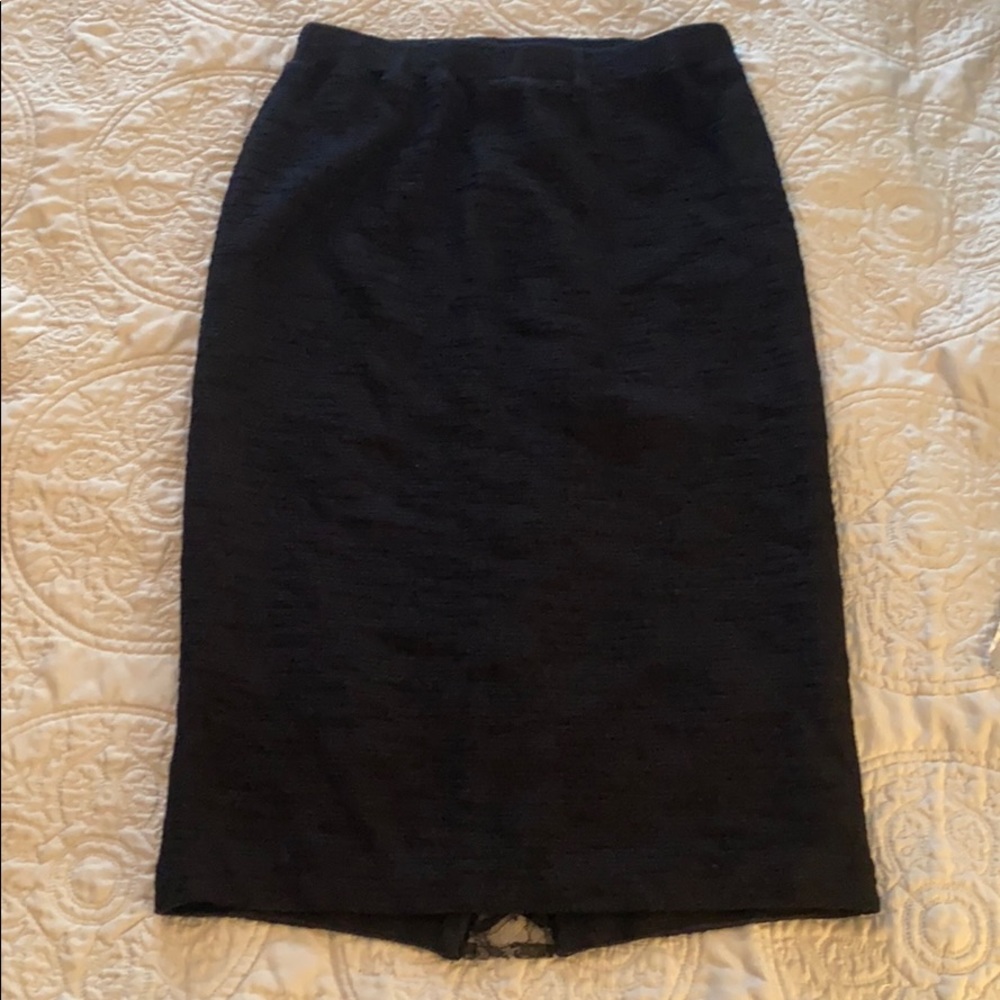 St. John Couture lace-up back pencil skirt - Picture 2 of 9